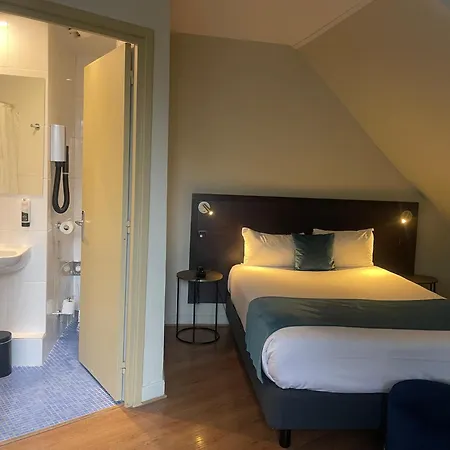 Hotel Lennon 2*